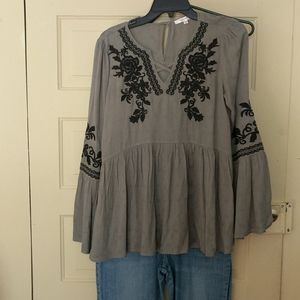 Cute Andre top by Unit